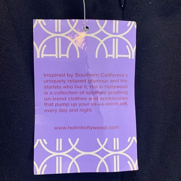 Hot In Hollywood Medium Black Scoop Neck Short Sleeve Pleated Front Zipper Dress - Picture 7 of 9